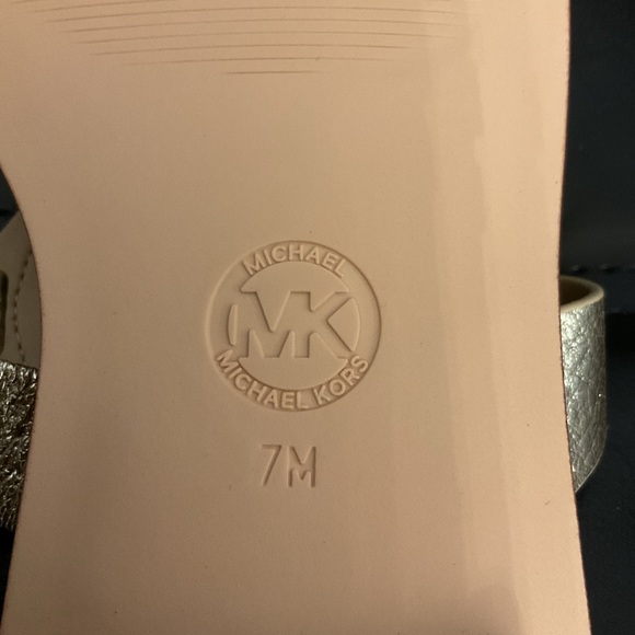 MICHAEL Michael Kors Aubrey Cutout Sandal - Picture 9 of 9